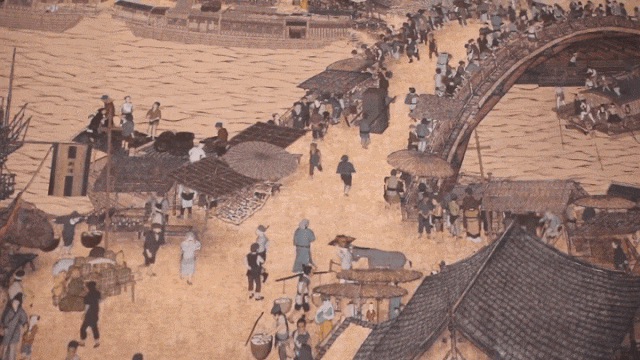 乘小火车穿越百年古镇 泡着温泉品味宋代美学