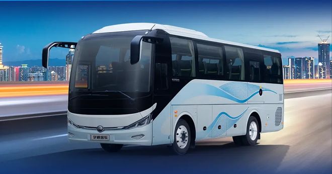 2025客车1-8月销量：宇通2.4万辆，中通超金龙，吉利远程增1.8倍..