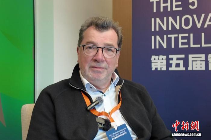 GeoGPT治理委员会联席主席：AI正改变地球科学研究方式
