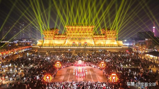 元旦夜的洛阳：千年宫阙下的汉服潮，藏着古都文旅的破圈密码！..