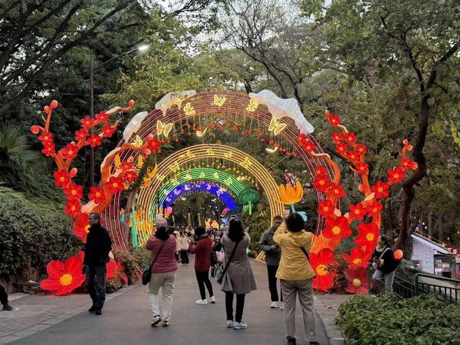 北人喜欢来广州旅游过春节，原来是这个原因，再不来要等来年..