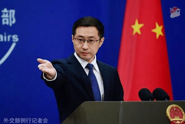 高市早苗明确表达修改宪法、将自卫队写入条文的意愿 中方回应..