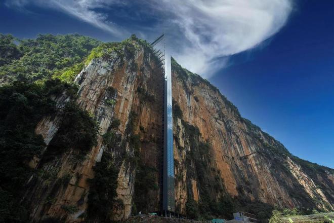 “天梯”叩响“山门”