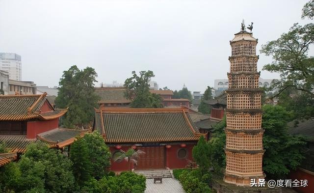 离开陆良中枢多年，每次回老街走一走，才懂什么是家乡独有烟火气..