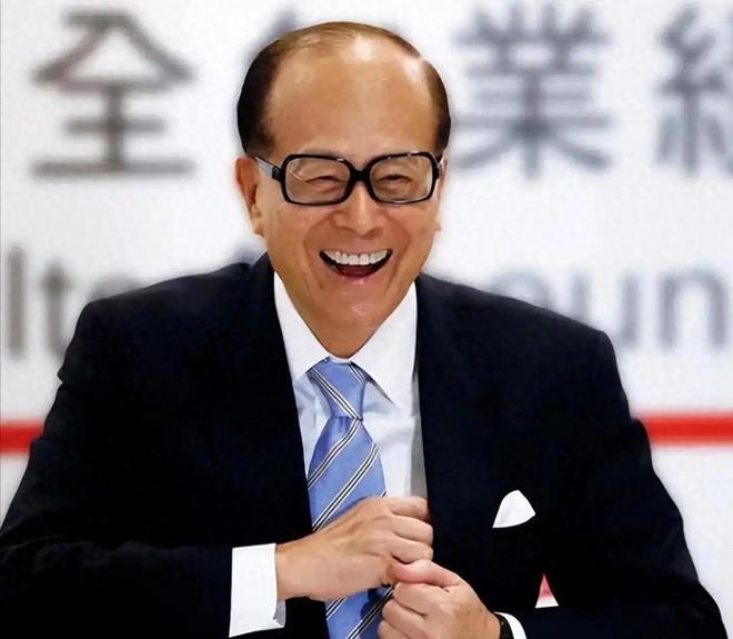 李嘉诚家族再售海外资产！澳洲能源项目最高套现166亿港元，9月收意向报价